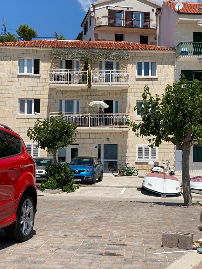 Villa Leo Beach Apartment 伯德古拉 外观 照片